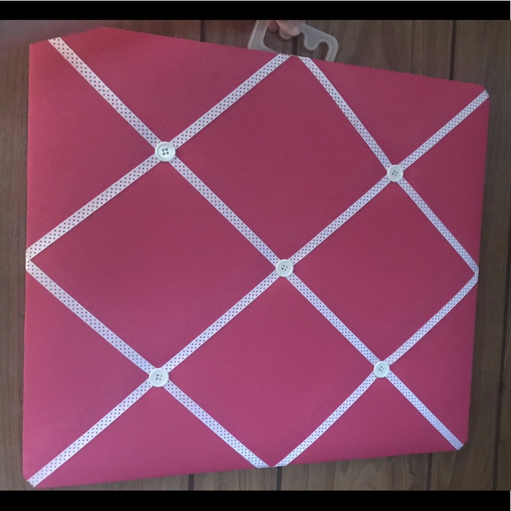 🌟XLarge Pink Memory Holder Dorm Room Decorations - Picture 1 of 3